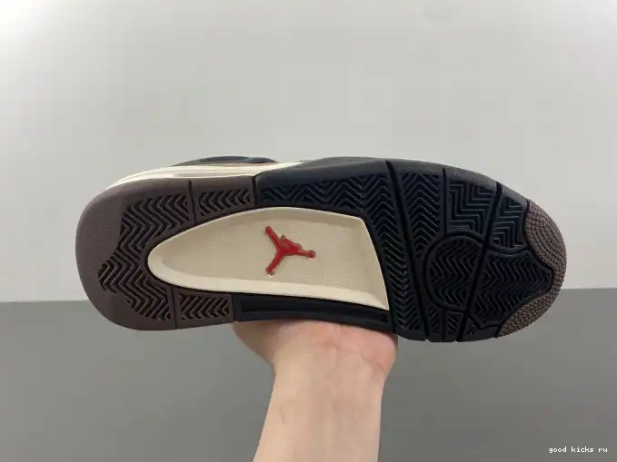 4 Air Retro TS Scott Travis x AJ4-882335 Brown Jordan 0604